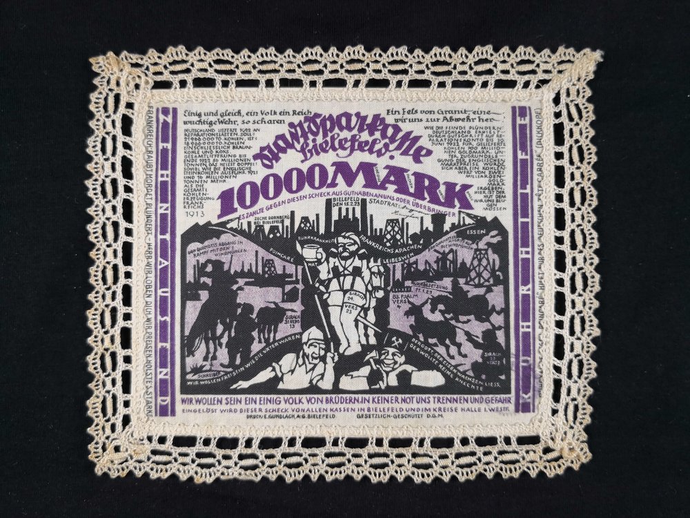 Bielefeld 1923 Linen 10000 Mark dark  violet with detailed cream lace border
